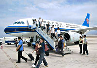 flight from Dalian landing in Dunhuang airport